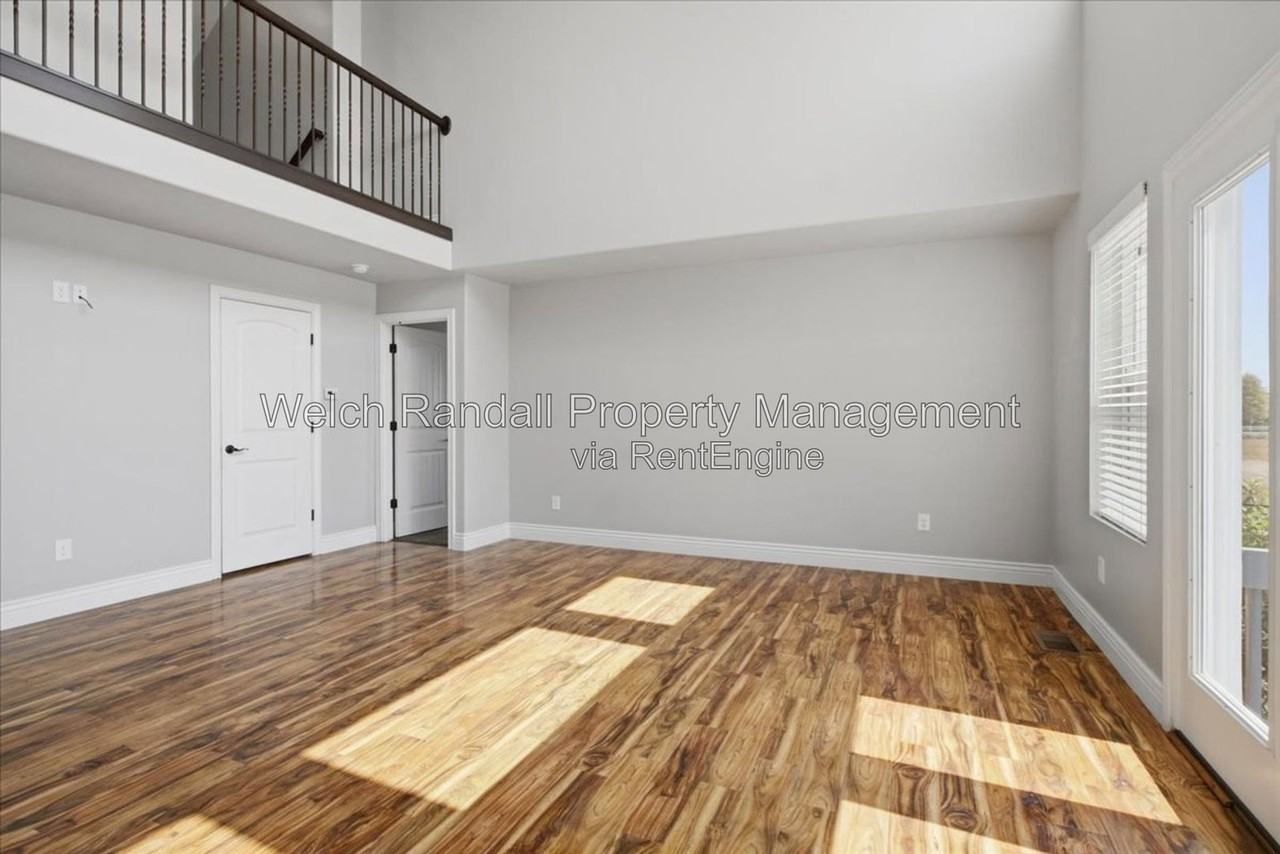 2106 E Sunnyvale Dr - Photo 4 of 38