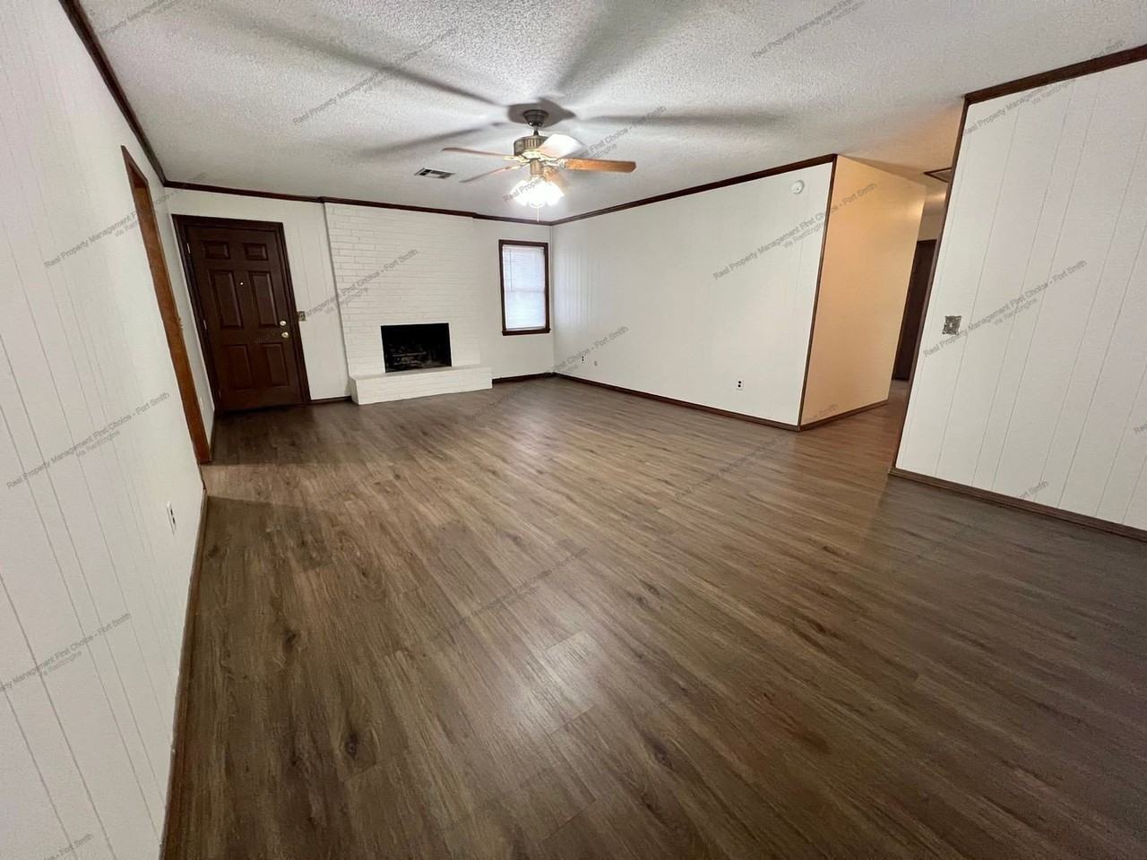 102 Beta Cir - Photo 3 of 21