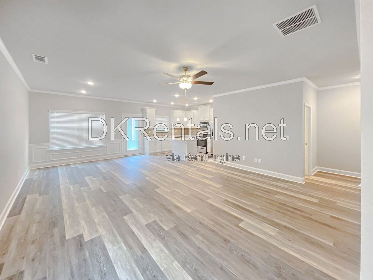 1466 Fern Ridge Ln #8 - Photo 3 of 16