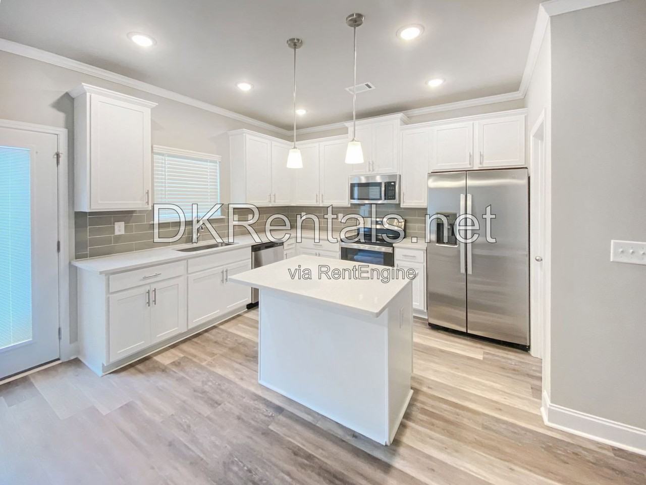 1466 Fern Ridge Ln #8 - Photo 4 of 16