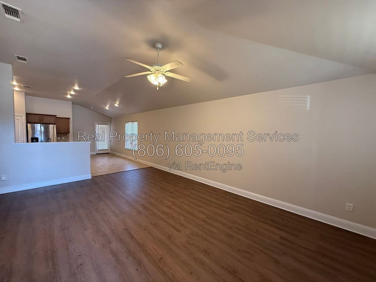 7064 96th St - Photo 2 of 11