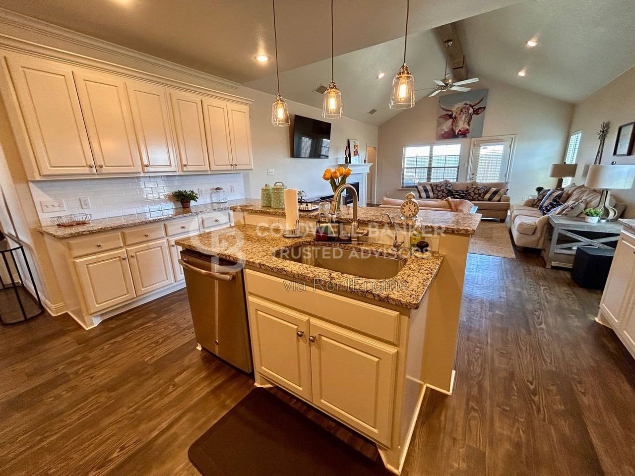 10317 Vernon Dr - Photo 7 of 23