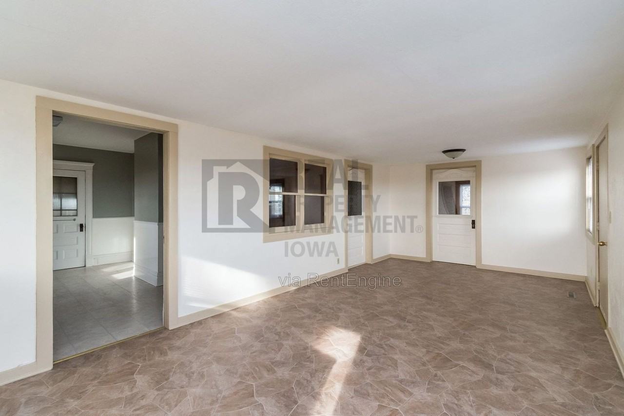 1667 W Ave - Photo 3 of 16