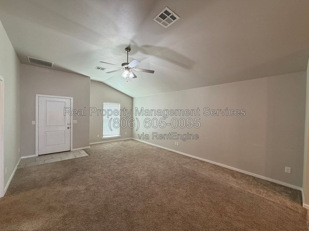 2709 Wausau Ave - Photo 3 of 13
