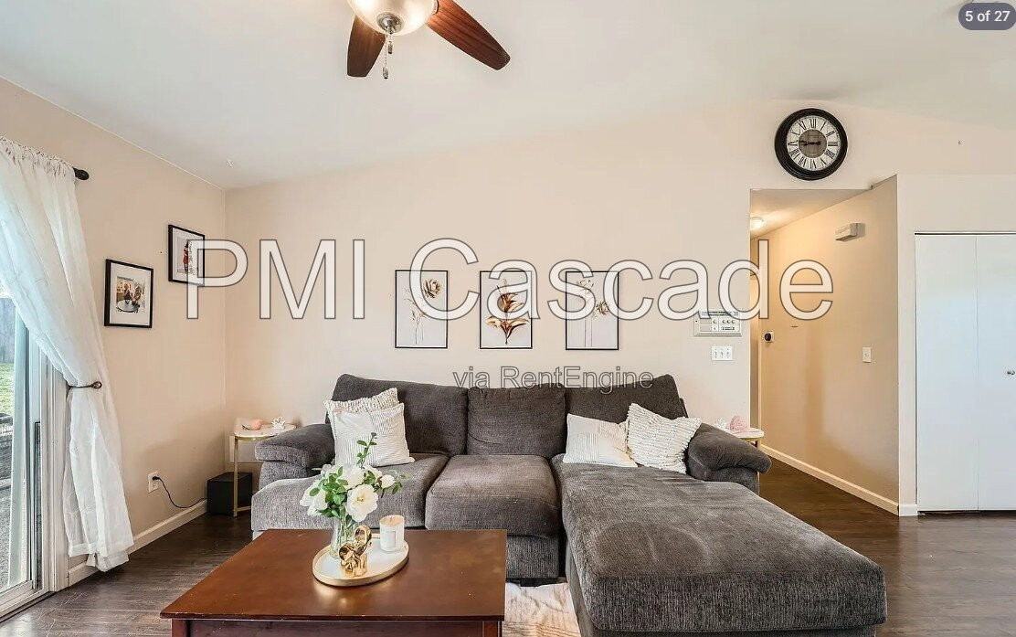 4001 48th Ave Ne - Photo 5 of 18