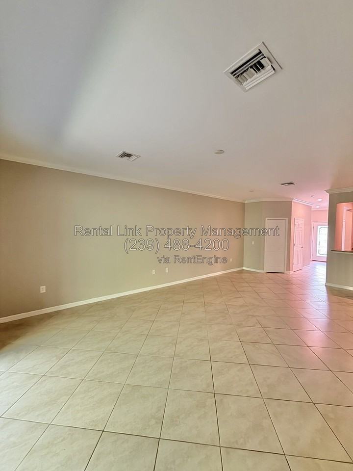 14658 Summer Rose Way - Photo 7 of 50
