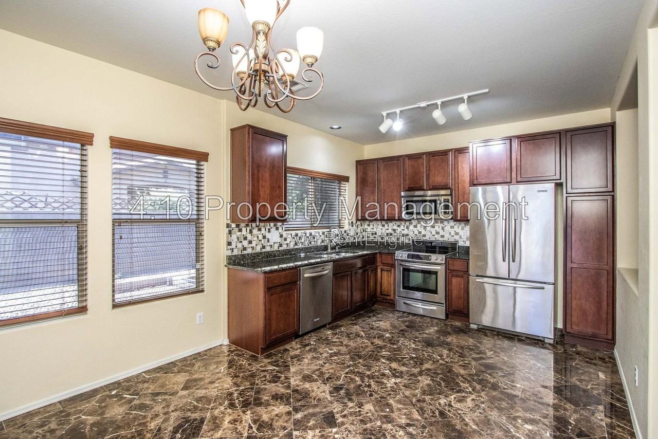 1161 E Boston St - Photo 6 of 33