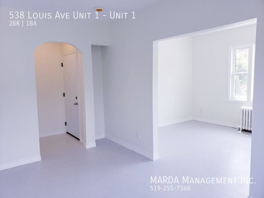 538 Louis Ave Unit 1 #1 - Photo 4 of 25