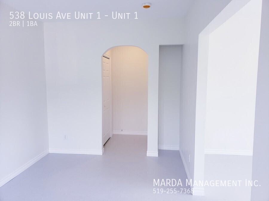 538 Louis Ave Unit 1 #1 - Photo 5 of 25