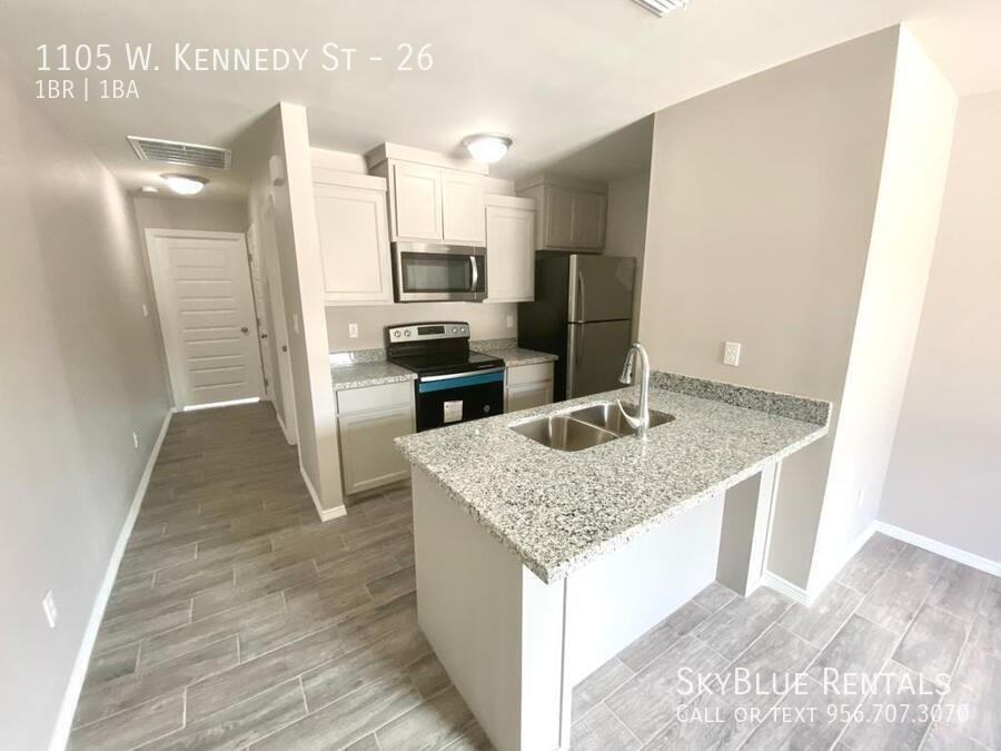1105 W Kennedy St #26 - Photo 3 of 12
