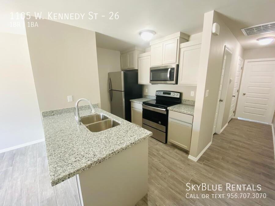 1105 W Kennedy St #26 - Photo 7 of 12
