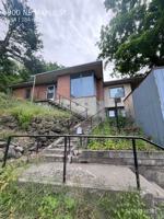 featured image of 900 Ne Maple St