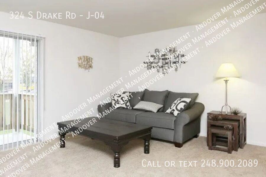 324 S Drake Rd #J04 - Photo 2 of 21