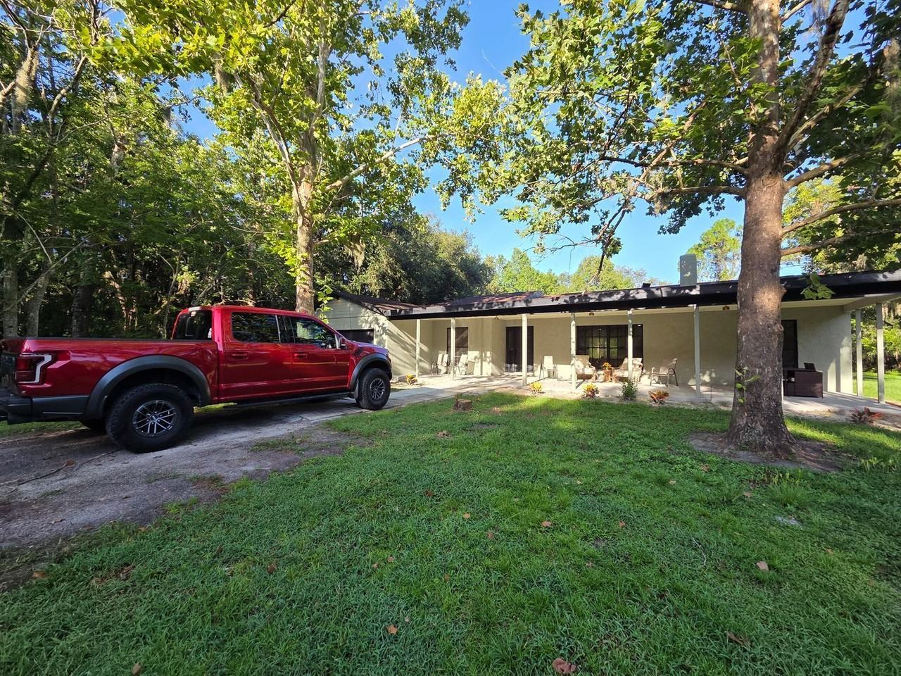 2200 Retreat Rd - Photo 3 of 32
