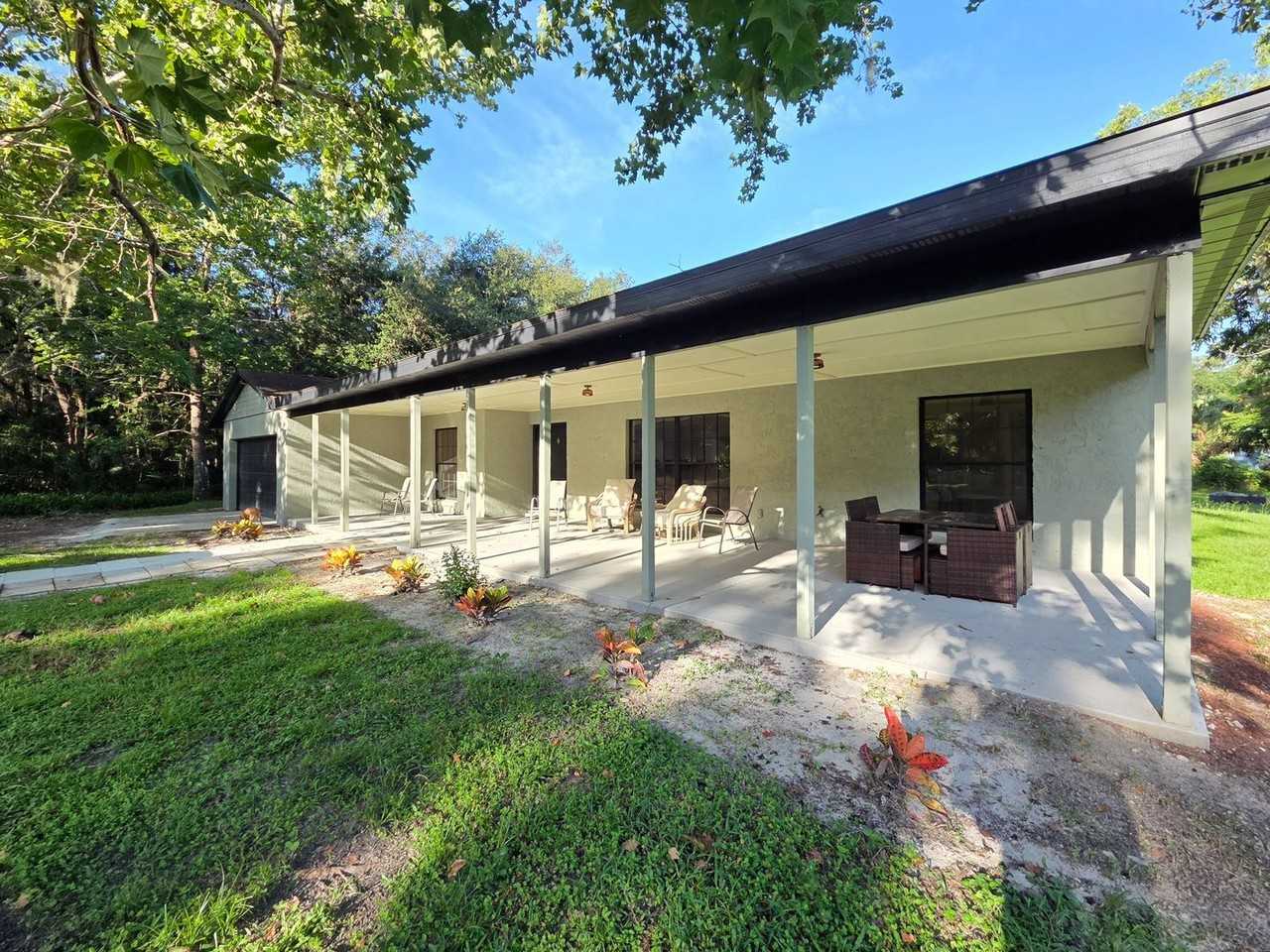 2200 Retreat Rd - Photo 4 of 32