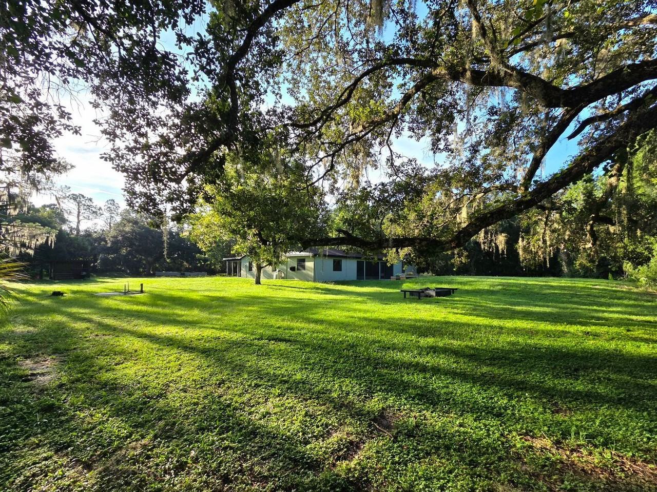 2200 Retreat Rd - Photo 6 of 32