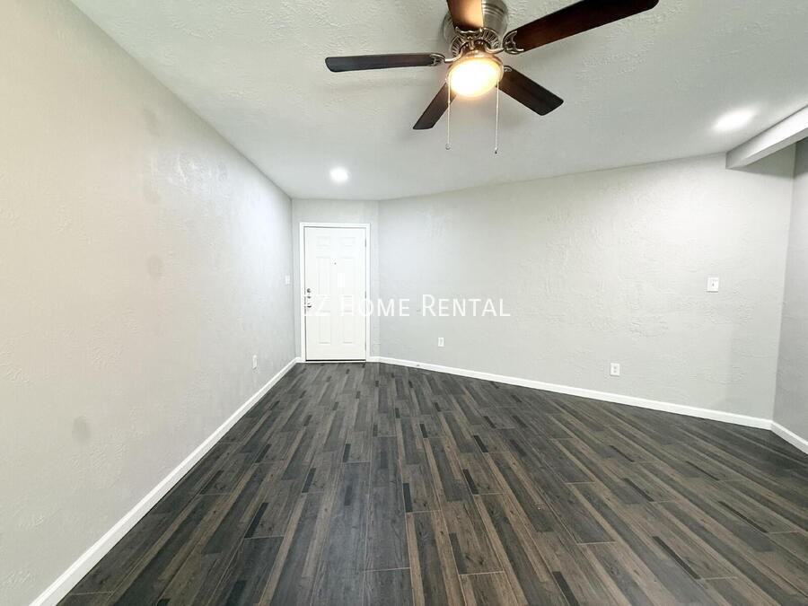 7515 Bayway Dr #3 - Photo 4 of 20