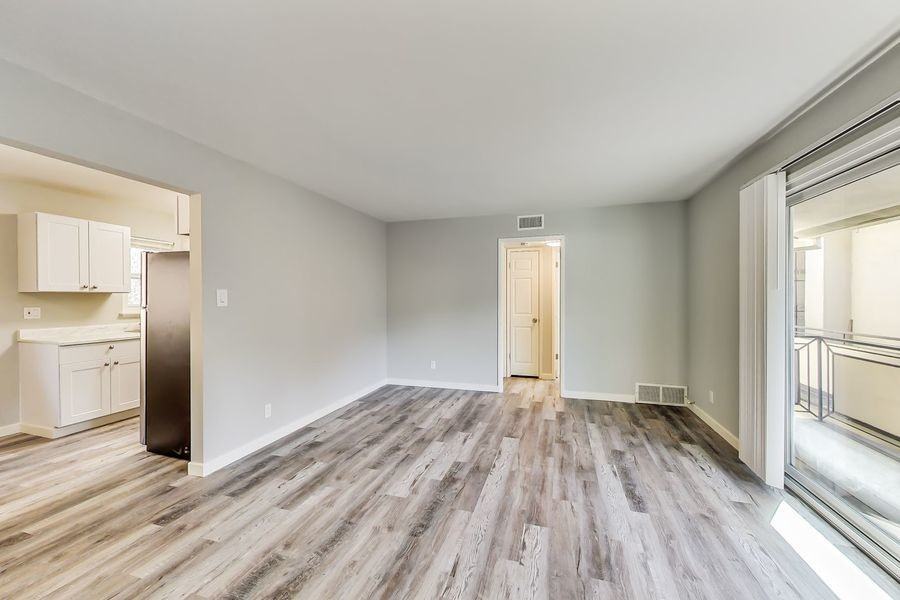 1191 Alameda De Las Pulgas #27 - Photo 3 of 13