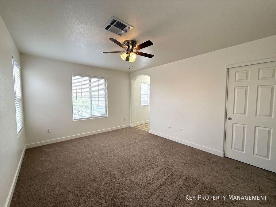 5693 Bonds Flat St - Photo 7 of 16