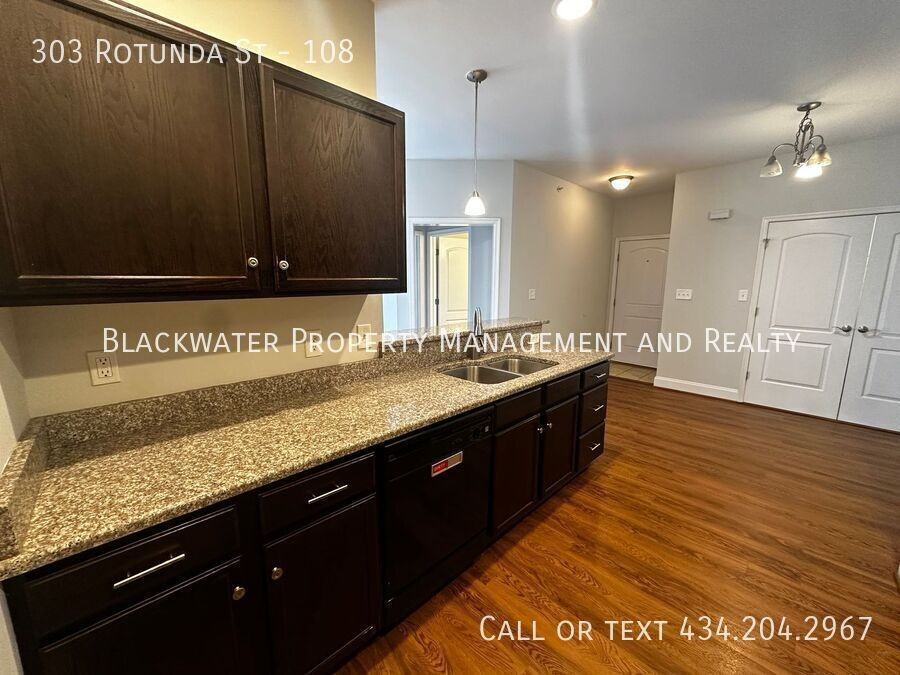 303 Rotunda St #108 - Photo 7 of 18