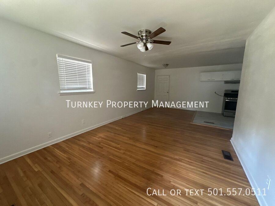 6404 Tracy Ave - Photo 2 of 9