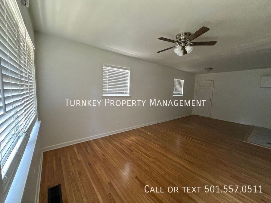 6404 Tracy Ave - Photo 3 of 9