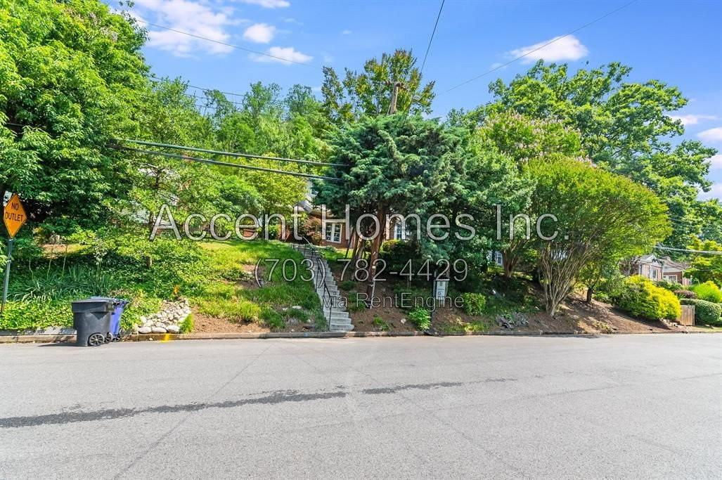 813 31st St S - Photo 2 of 36