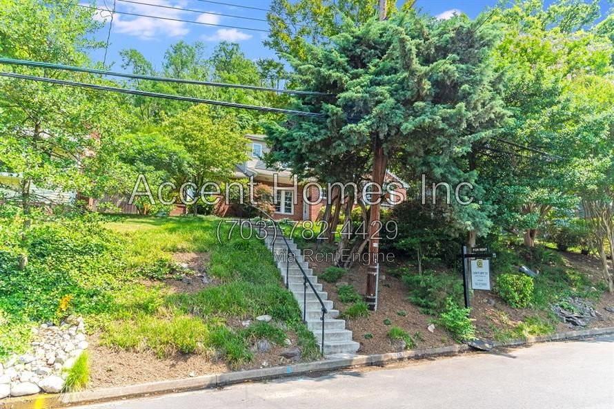 813 31st St S - Photo 3 of 36