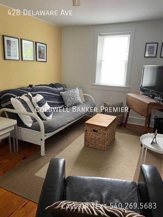 42B Delaware Ave - Photo 4 of 12