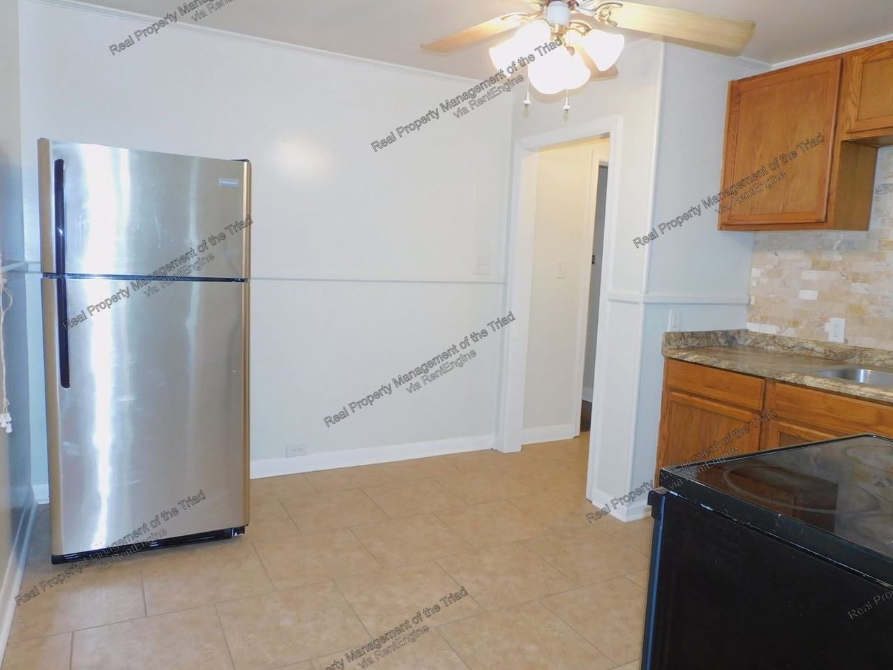 2807 Konnoak Dr - Photo 5 of 21
