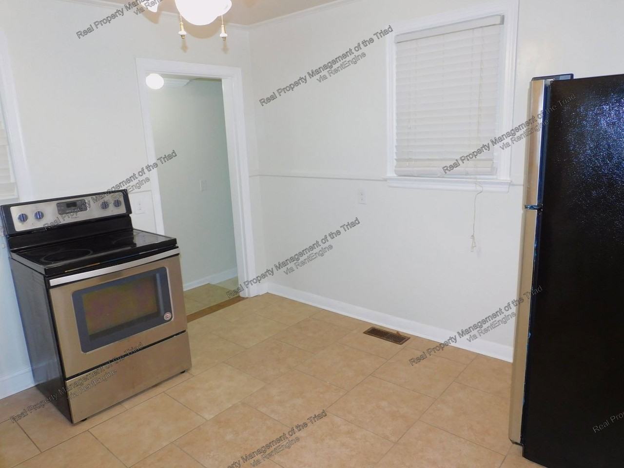 2807 Konnoak Dr - Photo 7 of 21