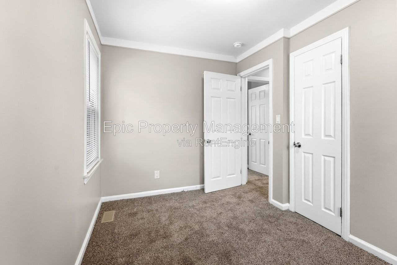 12985 Walnut St - Photo 7 of 12