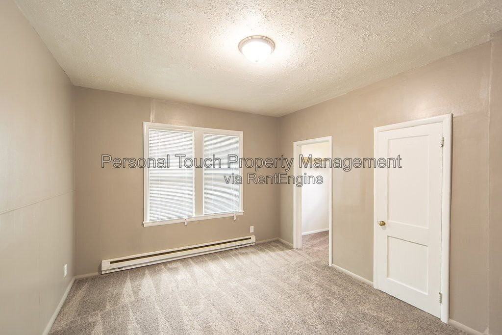1422 11th St N - Photo 4 of 18