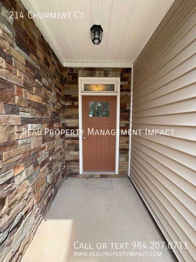 214 Churment Ct - Photo 4 of 50