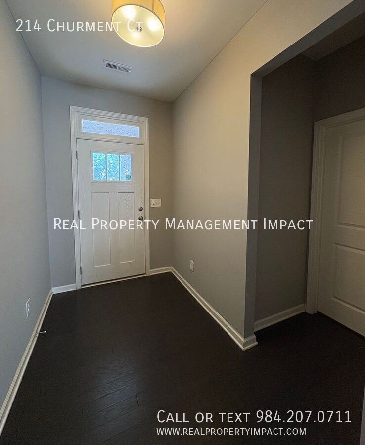 214 Churment Ct - Photo 5 of 50