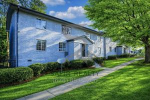featured image of 2065 Alison Ct Sw #3