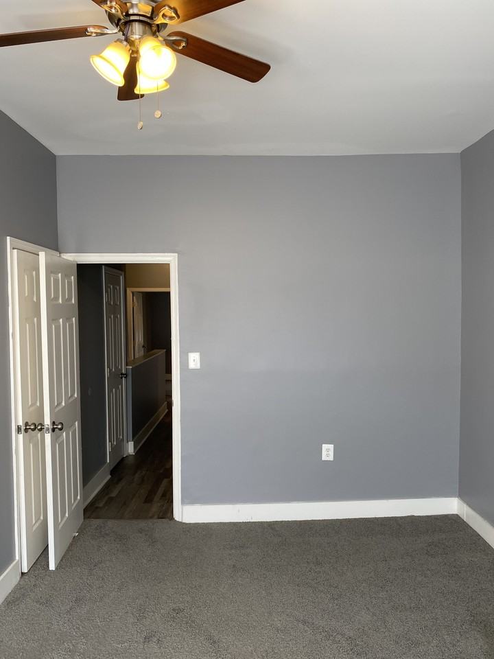 2652 Harlem Ave - Photo 7 of 9