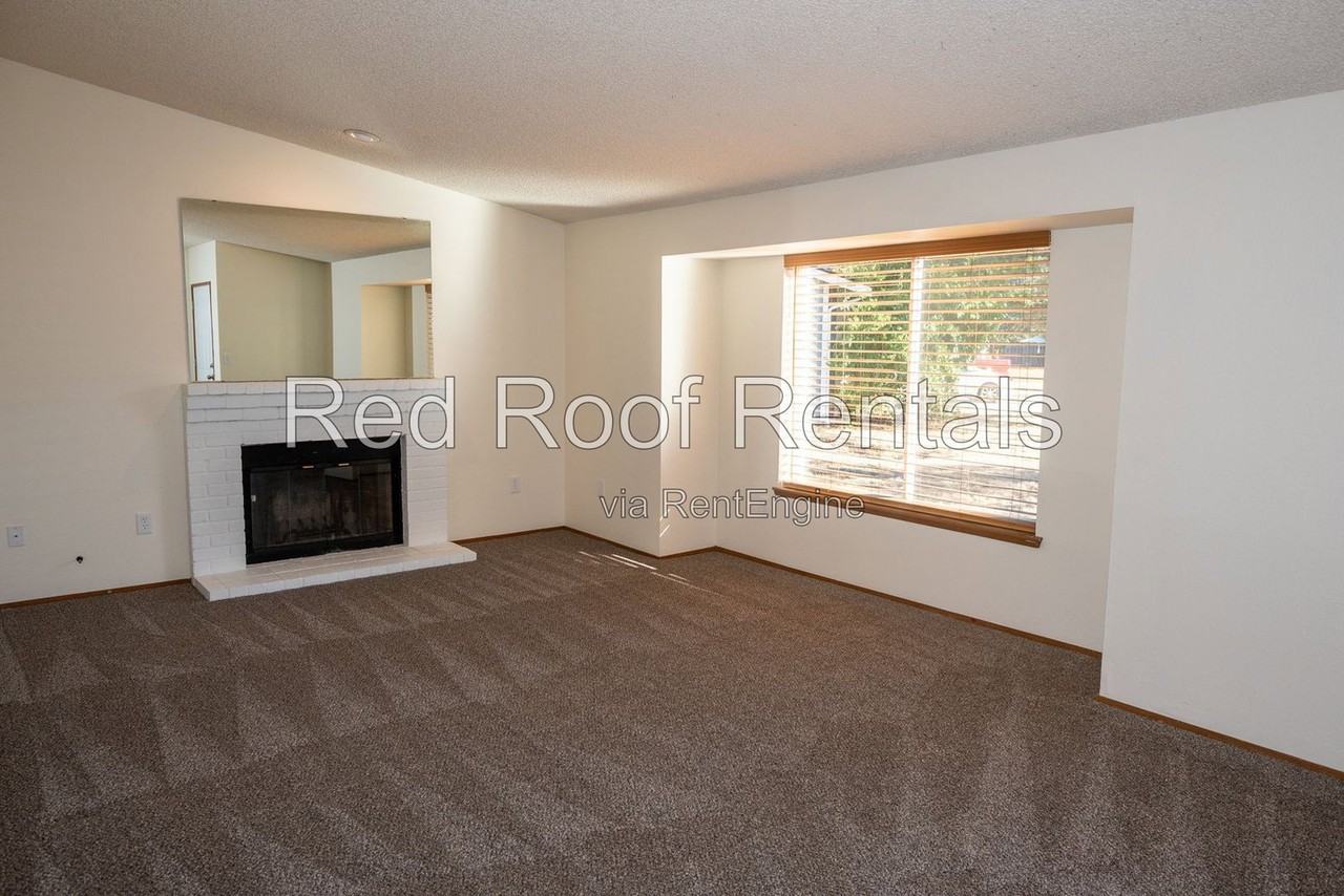 13209 7th Avenue Ct E - Photo 6 of 28