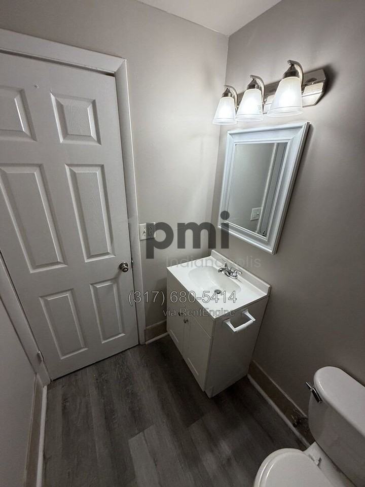 6220 E 11th St #103 - Photo 6 of 24