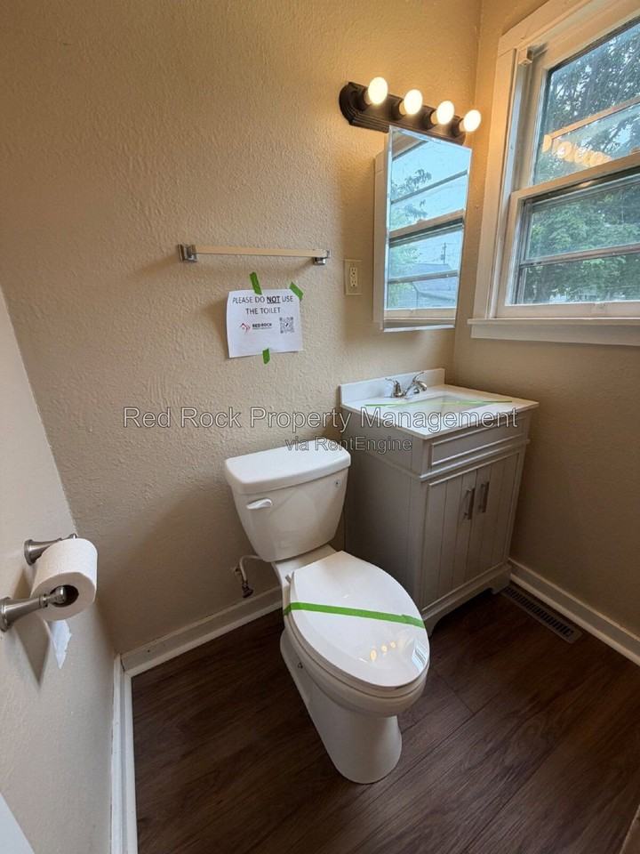 620 Chestnut St #3 - Photo 7 of 9