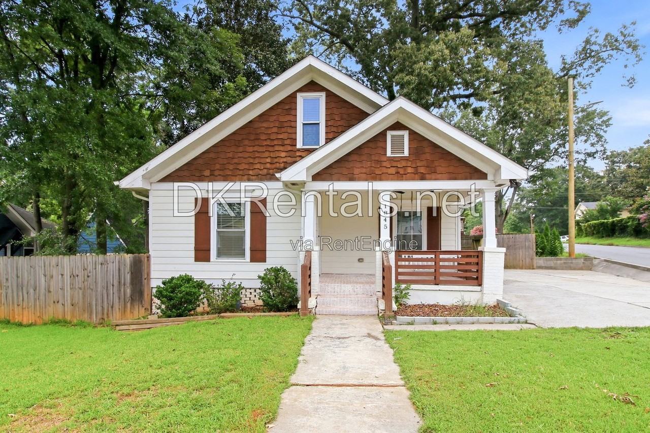 1845 Vesta Ave - Photo 2 of 15