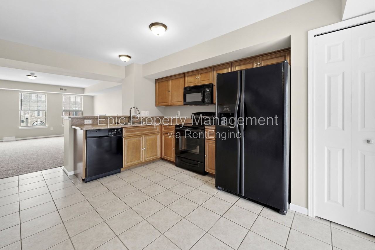 14204 Lakeside Blvd N - Photo 2 of 17