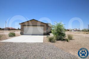 featured image of 3750 N San Carlos Dr