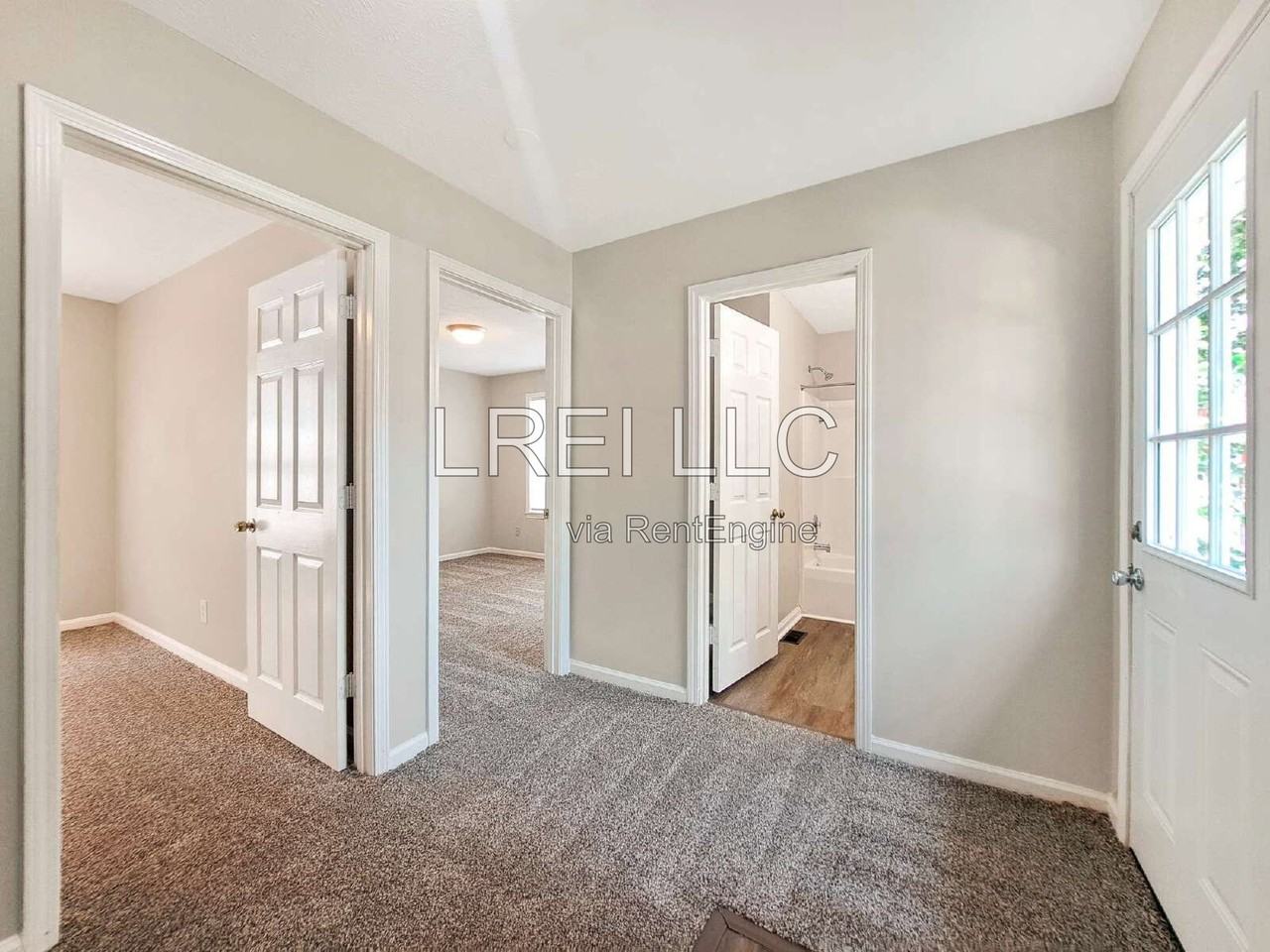 1504 Haskin Ave - Photo 6 of 13