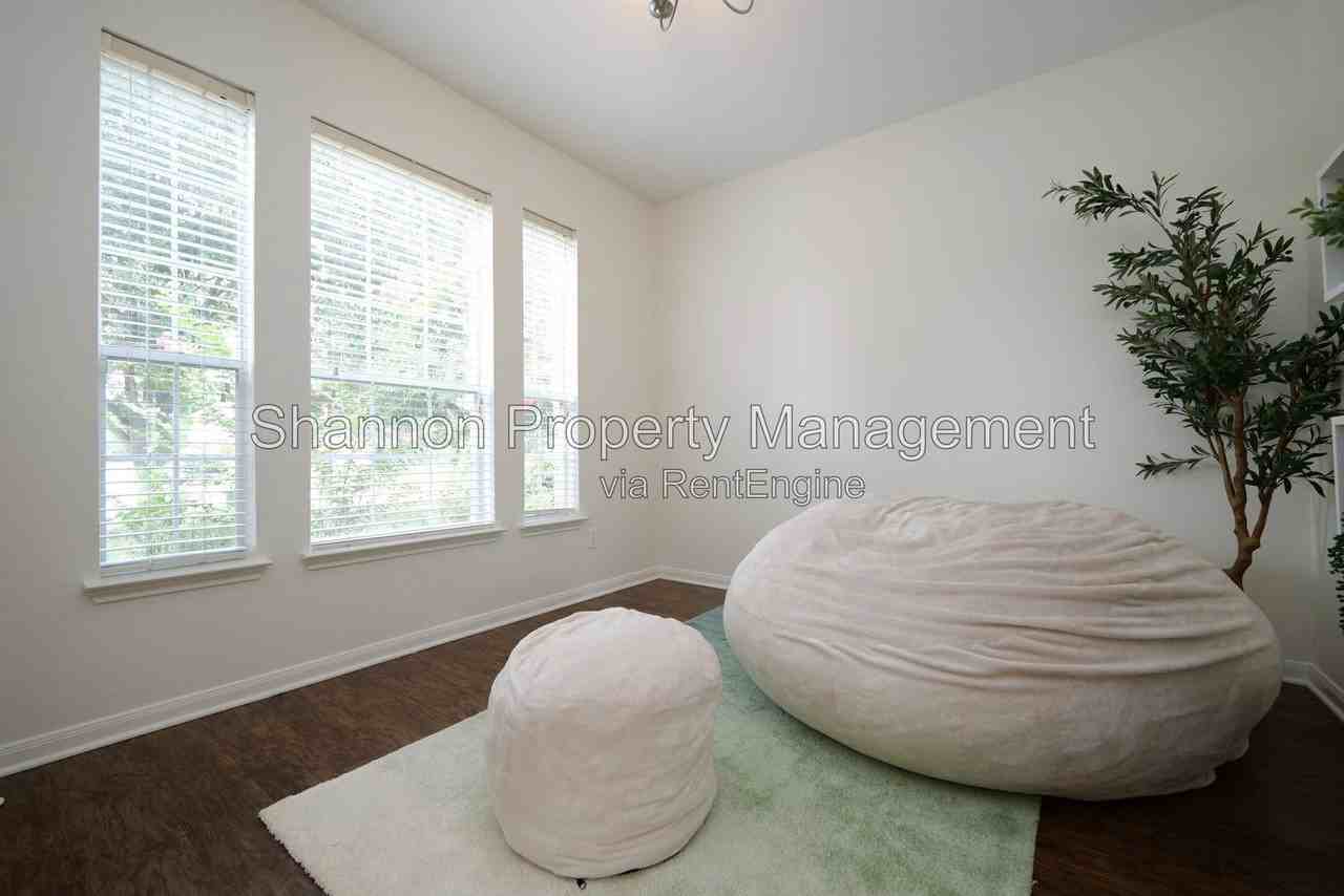 1203 Lavender Shade Ct - Photo 4 of 48