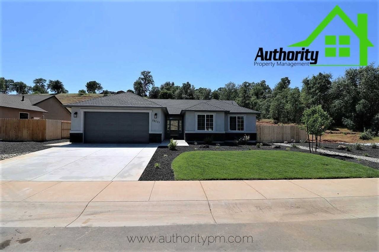 20231 Ballentine Dr - Photo 6 of 31