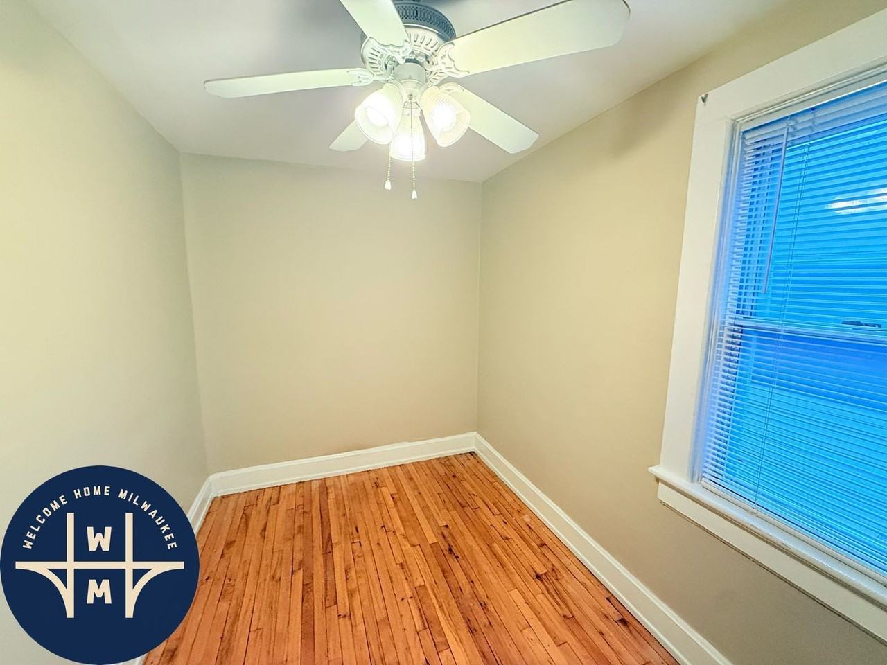 1720 N Astor St - Photo 7 of 14