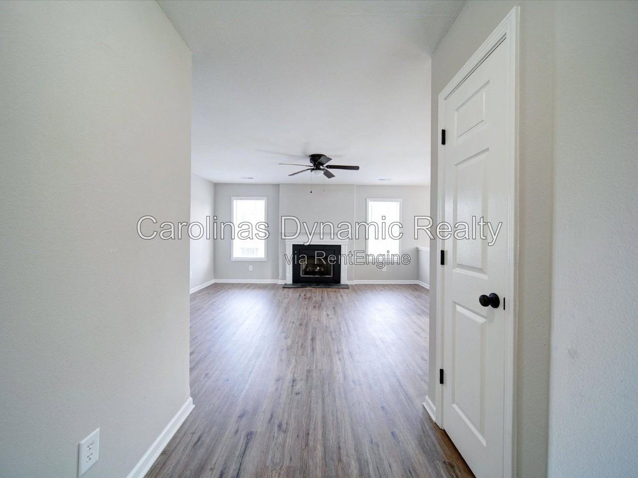 3702 Cardinal Bluff Ln - Photo 5 of 47