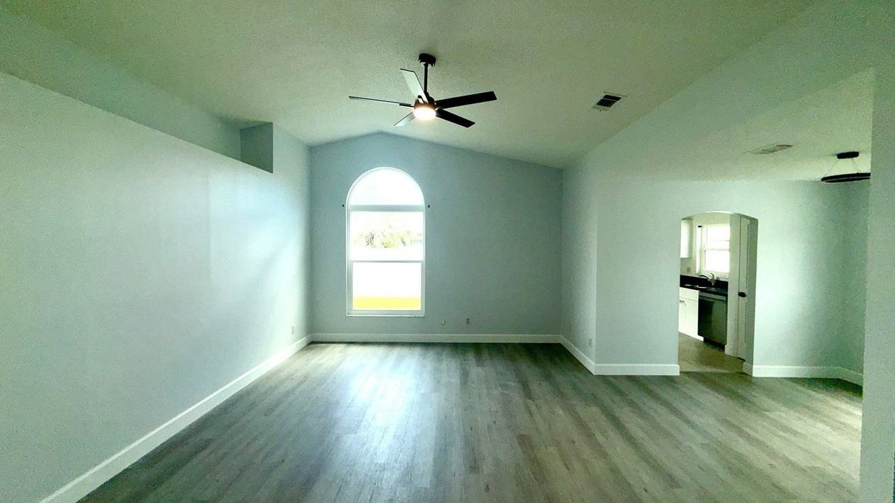 5390 Warrior Ln - Photo 3 of 28