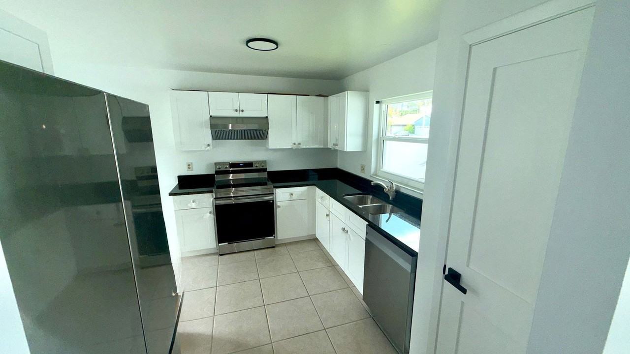 5390 Warrior Ln - Photo 7 of 28
